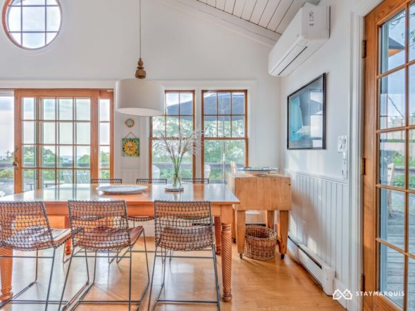 Hamptons Home 1020835