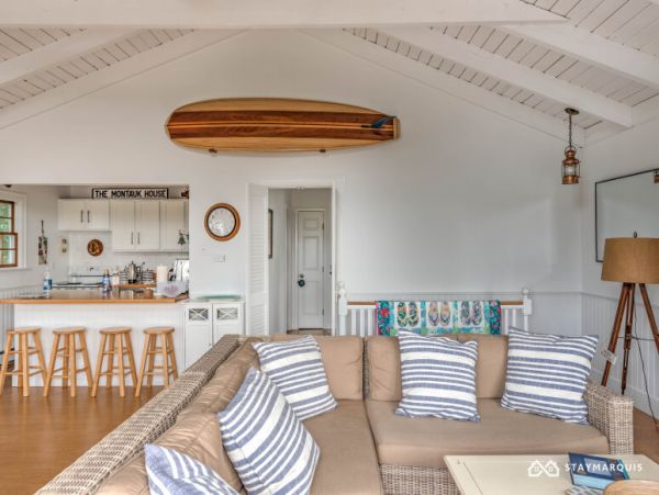 Hamptons Home 1020835