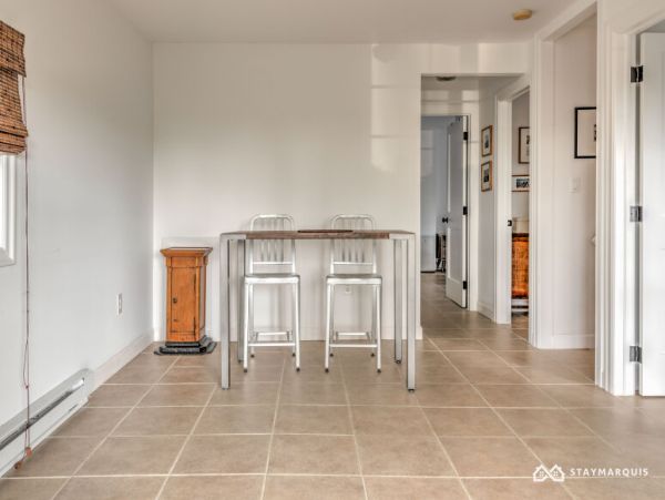 Hamptons Home 1020835