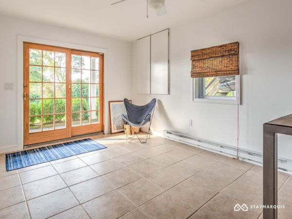 Hamptons Home 1020835