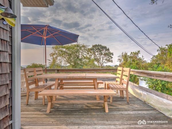 Hamptons Home 1020835