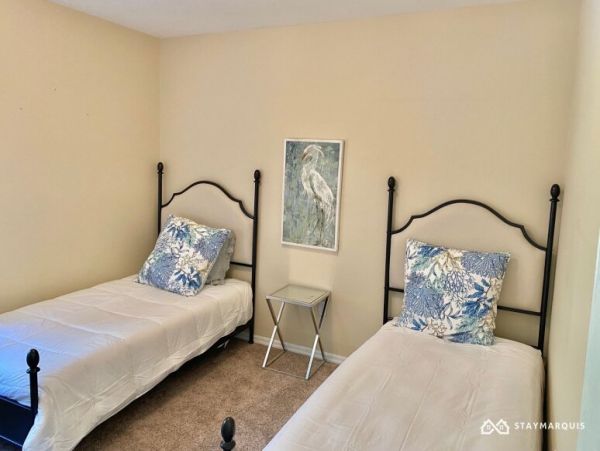 Hamptons Home 1020836