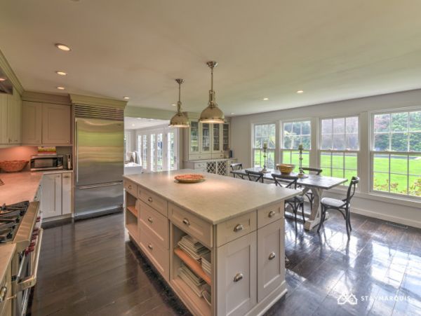 Hamptons Home 1020837
