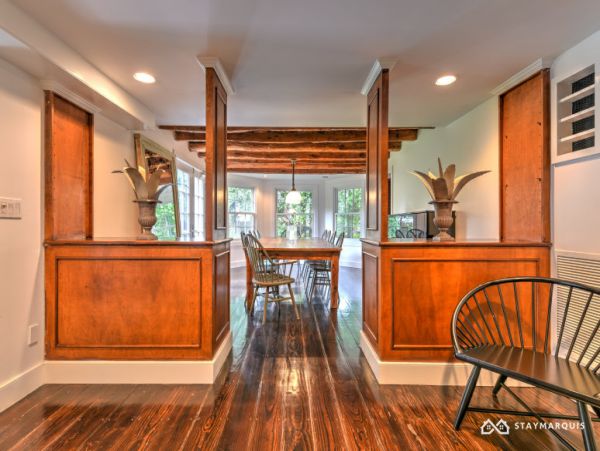 Hamptons Home 1020837