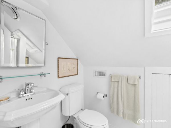 Hamptons Home 1020837