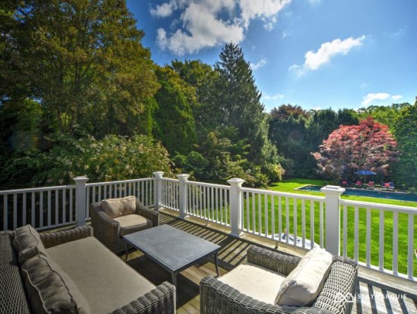 Hamptons Home 1020837