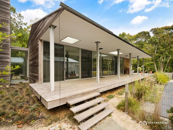 Hamptons Home 1020838