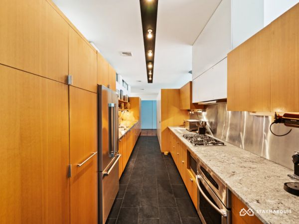 Hamptons Home 1020838