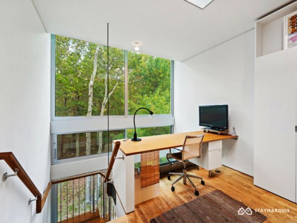 Hamptons Home 1020838