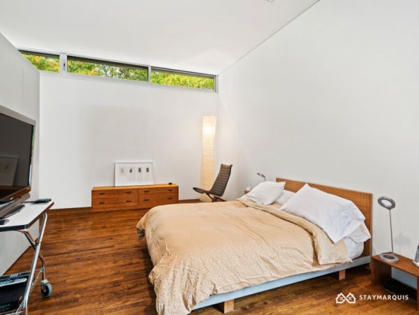 Hamptons Home 1020838