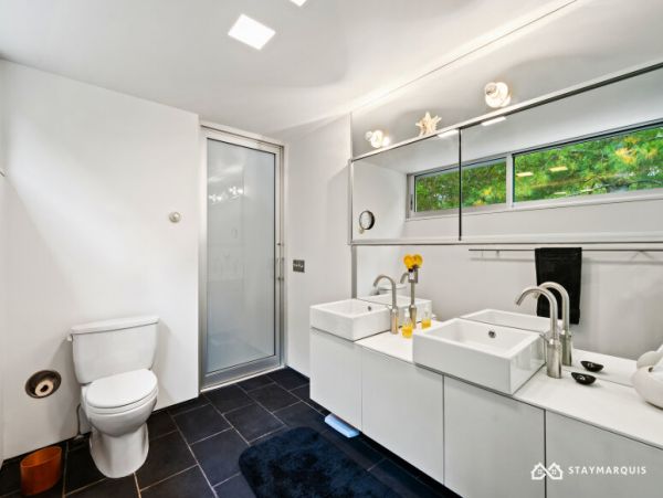 Hamptons Home 1020838