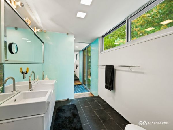 Hamptons Home 1020838