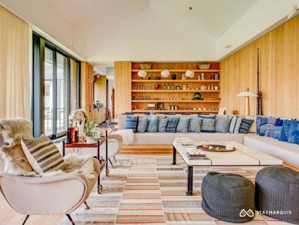 Hamptons Home 1020839