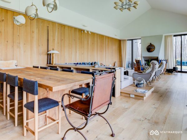 Hamptons Home 1020839