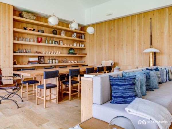 Hamptons Home 1020839