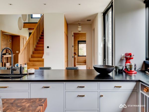 Hamptons Home 1020839