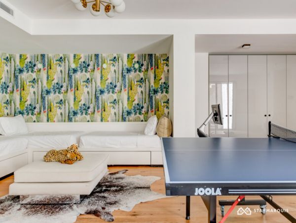 Hamptons Home 1020839