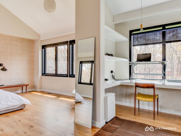 Hamptons Home 1020839