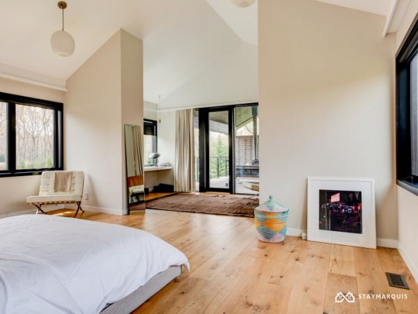 Hamptons Home 1020839