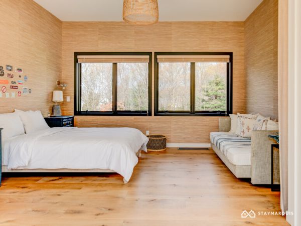 Hamptons Home 1020839