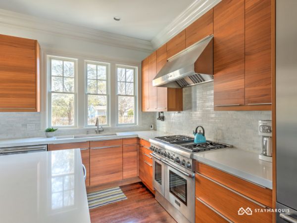 Hamptons Home 1020840