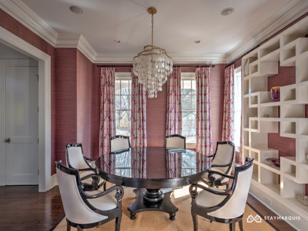 Hamptons Home 1020840