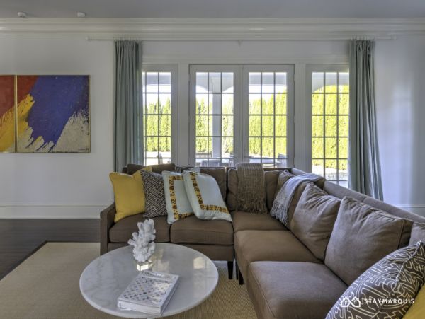 Hamptons Home 1020840
