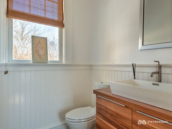Hamptons Home 1020840