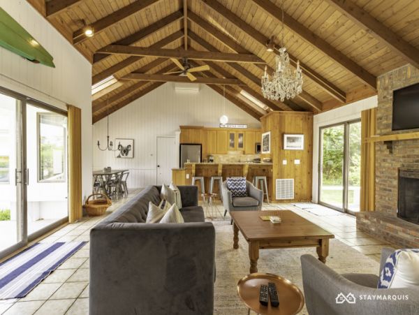 Hamptons Home 1020841
