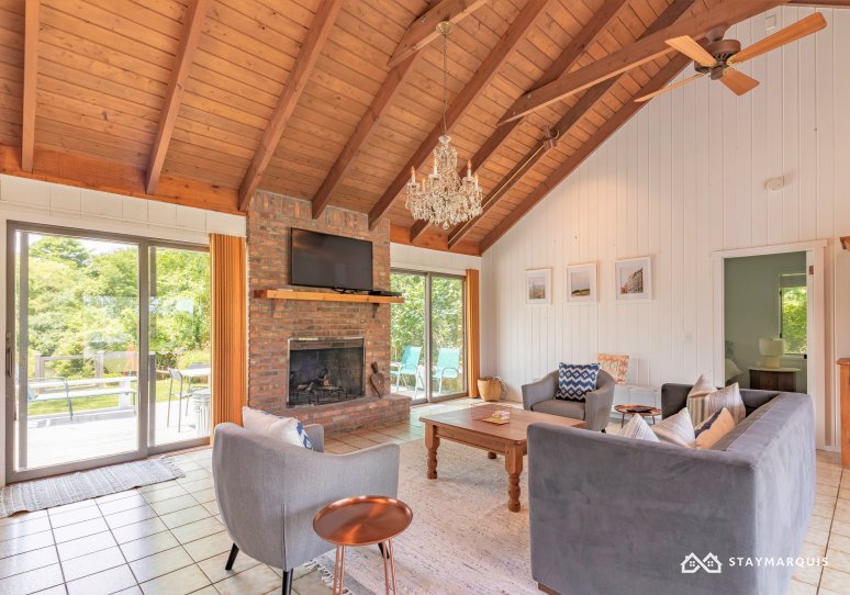 Hamptons Home 1020841