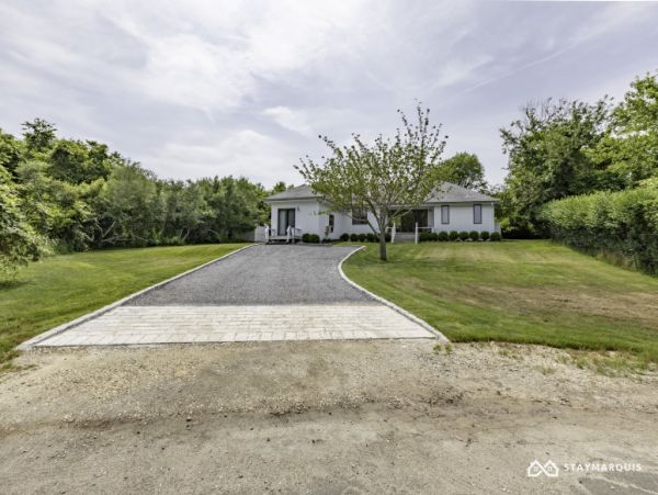 Hamptons Home 1020841