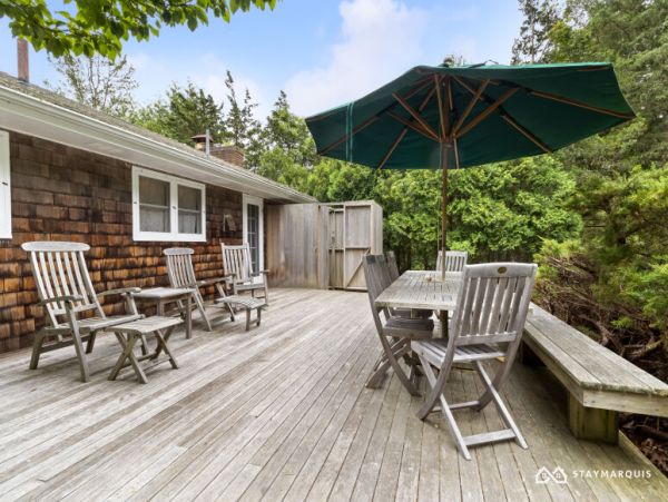 Hamptons Home 1020842
