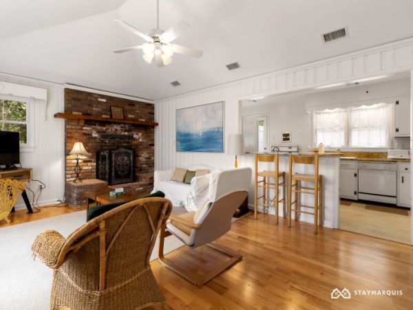 Hamptons Home 1020842