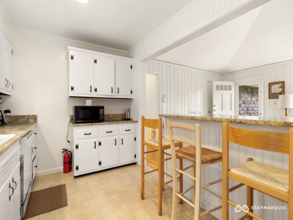 Hamptons Home 1020842