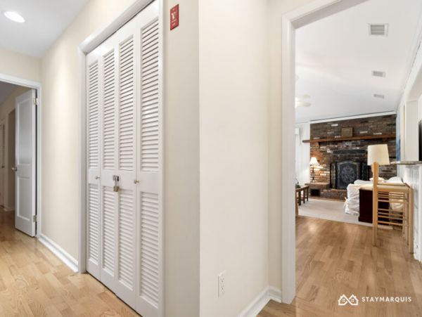 Hamptons Home 1020842