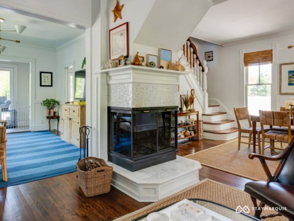 Hamptons Home 1020843