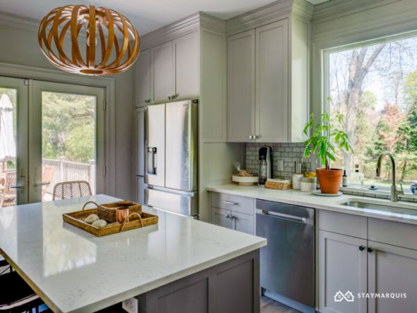 Hamptons Home 1020843