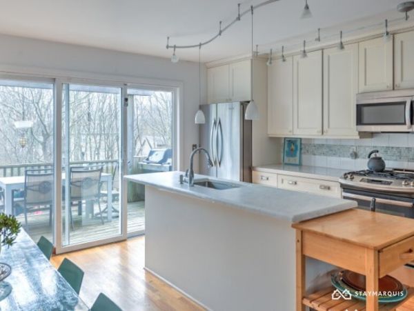 Hamptons Home 1020844