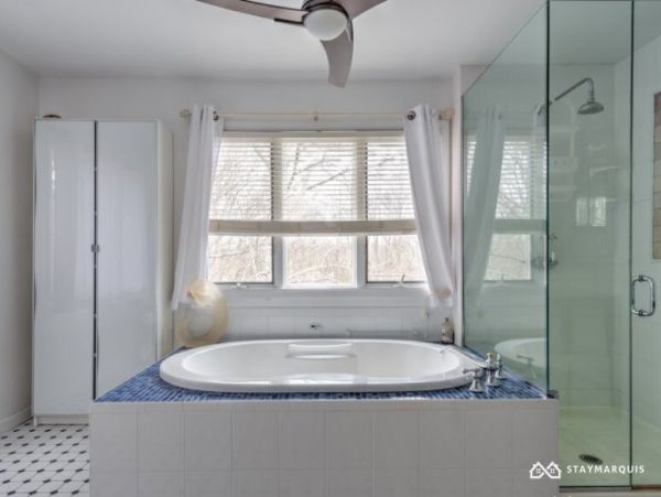 Hamptons Home 1020844
