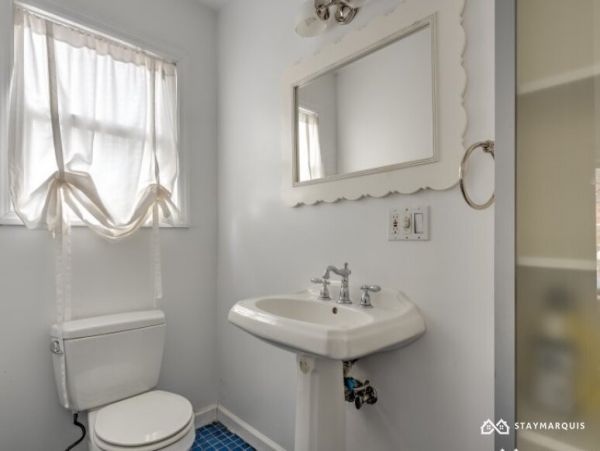 Hamptons Home 1020844