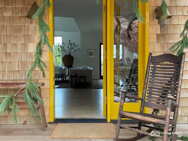 Hamptons Home 1020846