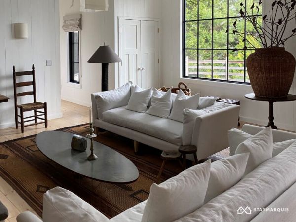 Hamptons Home 1020846
