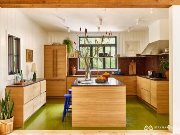 Hamptons Home 1020846