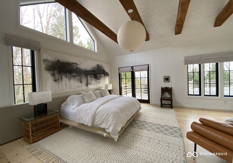 Hamptons Home 1020846