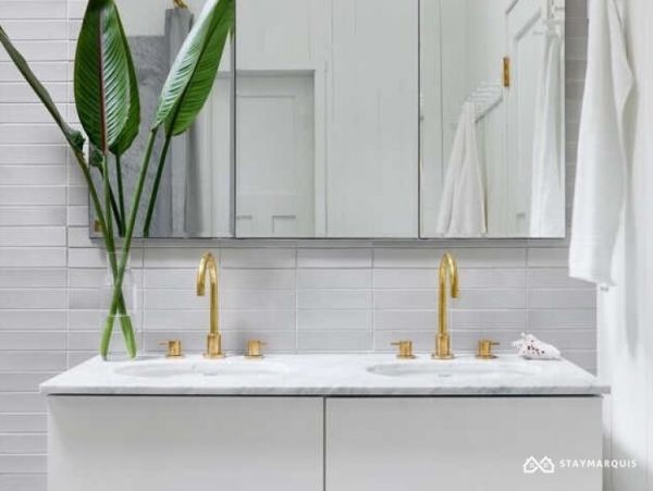 Hamptons Home 1020846