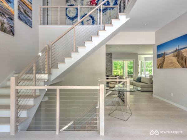 Hamptons Home 1020848