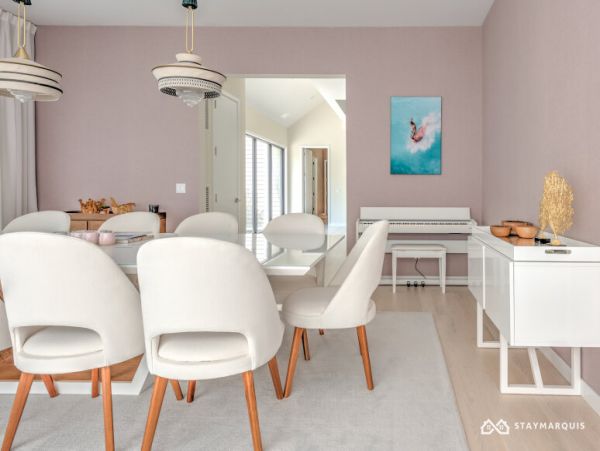Hamptons Home 1020848