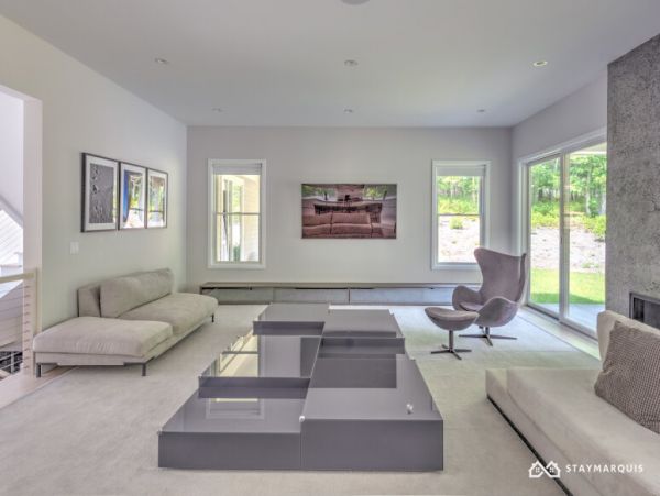Hamptons Home 1020848