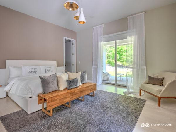 Hamptons Home 1020848