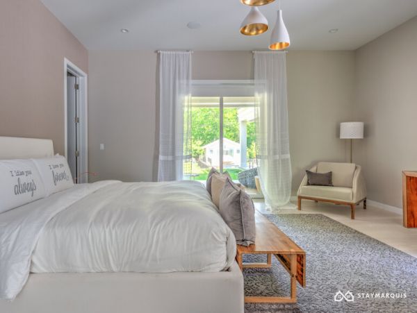 Hamptons Home 1020848